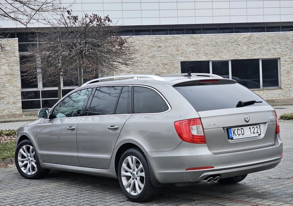 Skoda Superb cena 44900 przebieg: 224000, rok produkcji 2013 z Szydłowiec małe 631